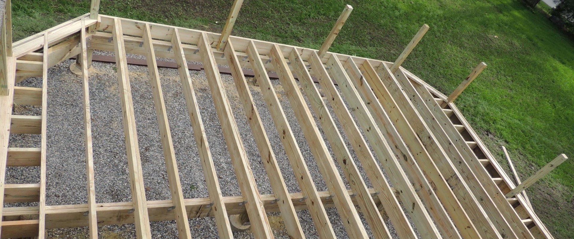 Can you sister deck joists?