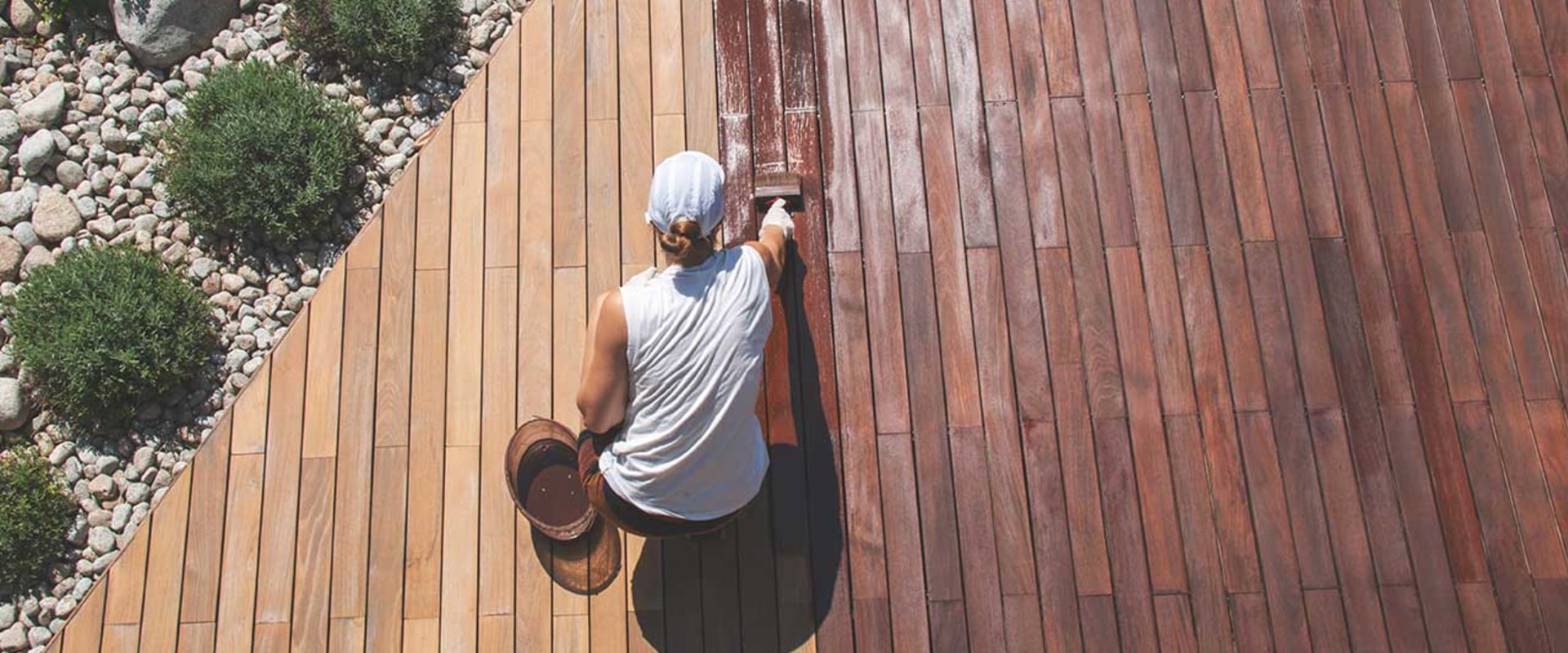How much does it cost to repair a wood deck?